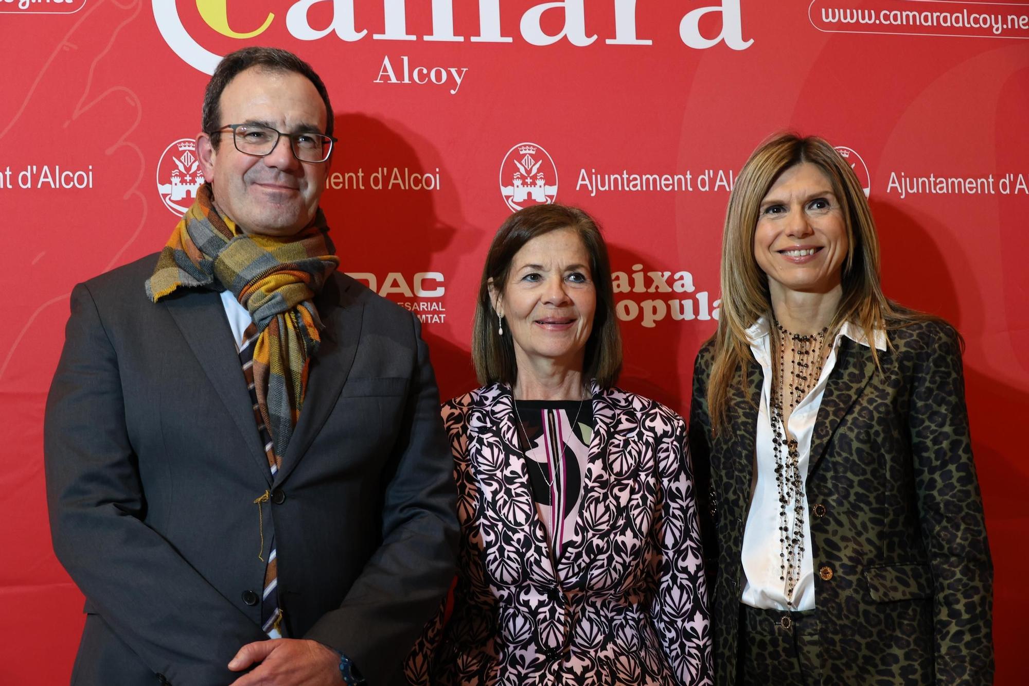La Cámara de Comercio de Alcoy premia a Losdi, Heliogràfics, Seripafer, Mercat de Sant Roc y Acceseo