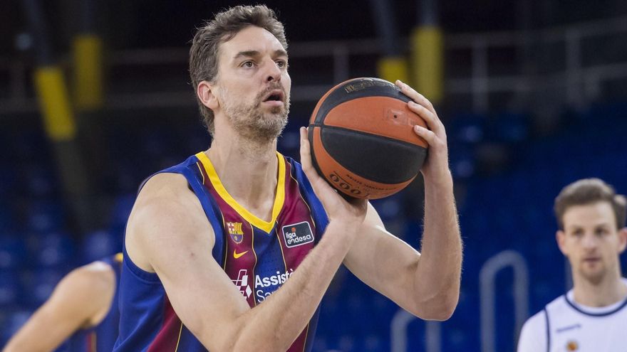 Gasol tira del Barça para vencer al Manresa