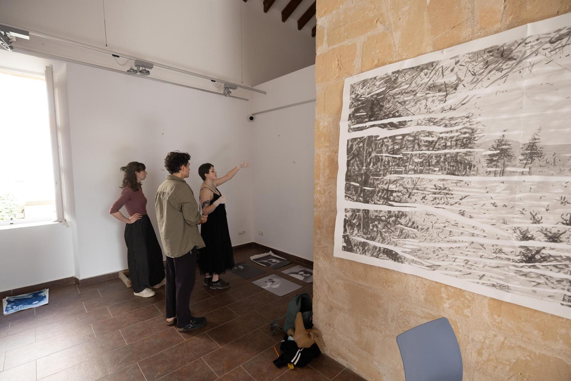 Exposición en Faro de ses Coves Blanques