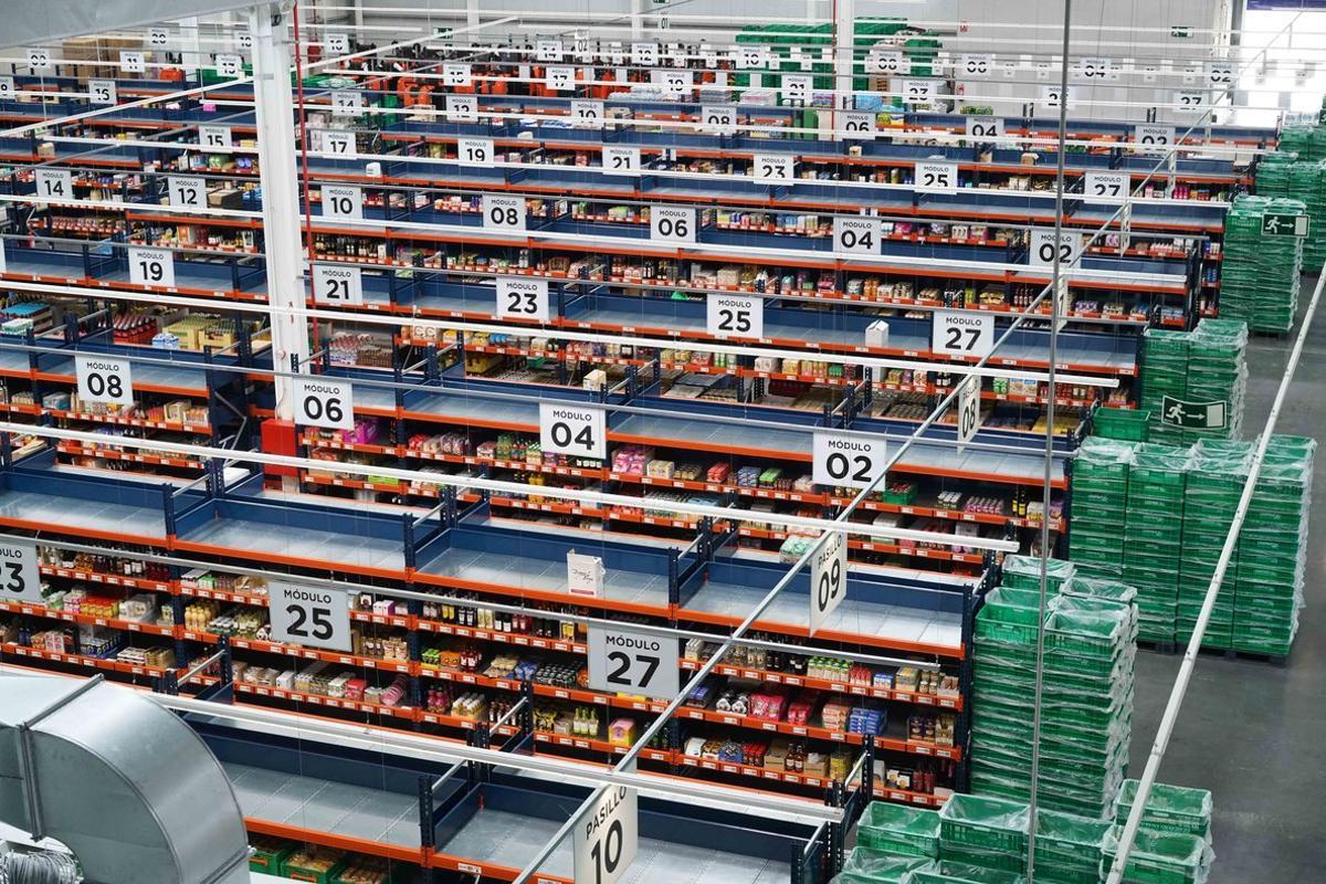 La ’colmena’ de Mercadona para el supermercado online en Valencia.