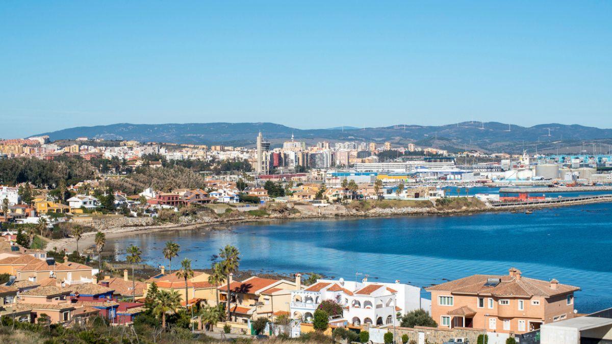 Así son las vistas panorámicas de todo Algeciras (Cádiz)