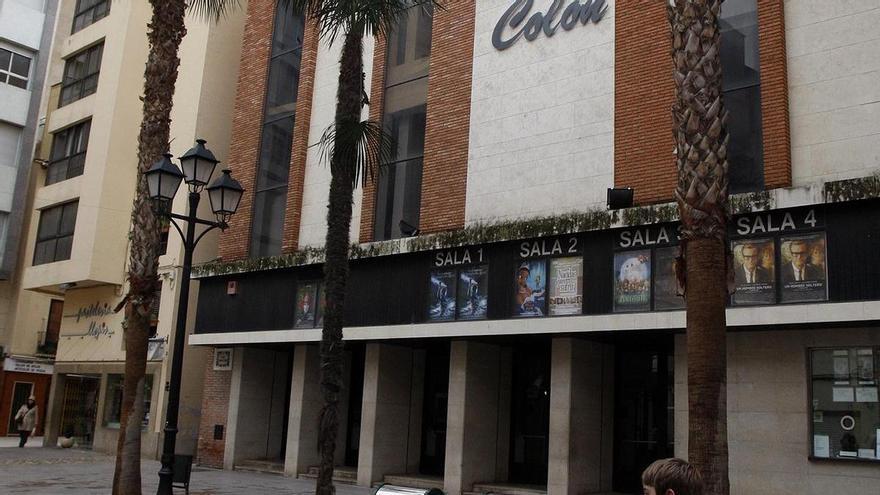 El alcalde de Alzira pide que empresas y vecinos ayuden a comprar el Cine Colón
