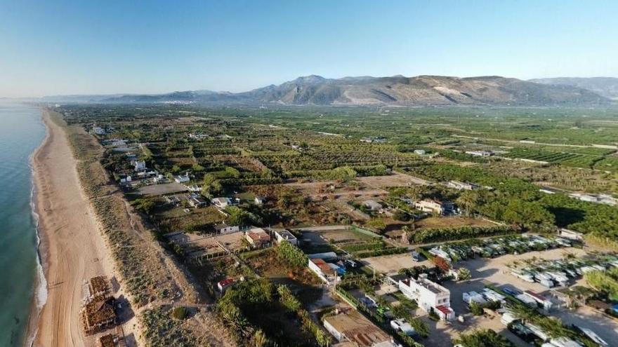 La zona Marenys del sur de Tavernes de la Valldigna, donde se ha programado la gran urbanización.