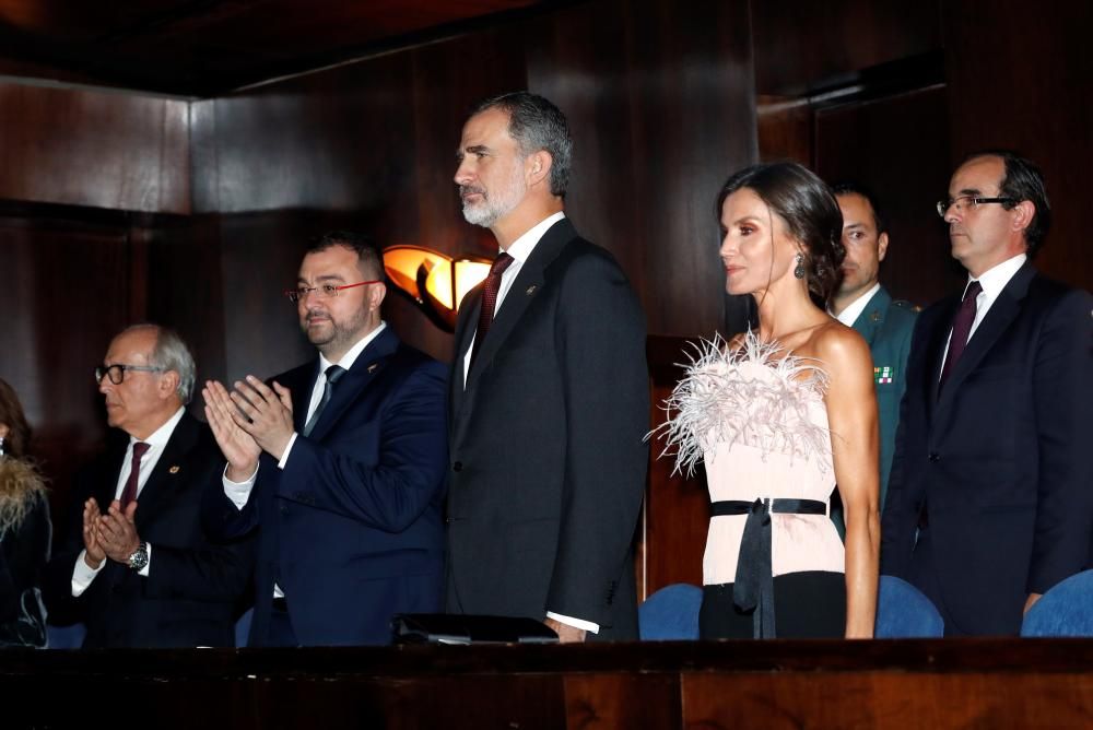 Premios Princesa de Asturias 2019: El look de Letizia para el concierto en el Auditorio