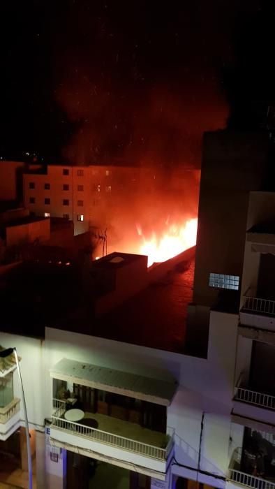 Brand in einer Schreinerei in Port de Pollença