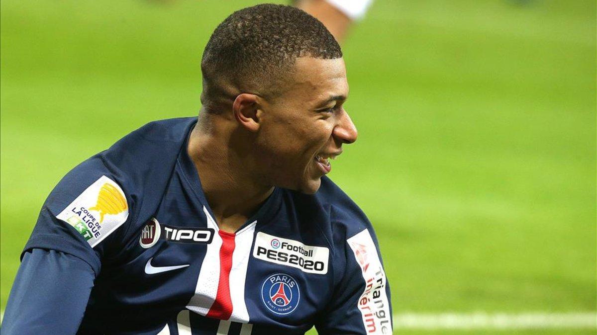 Mbappe seguirá de momento en el PS