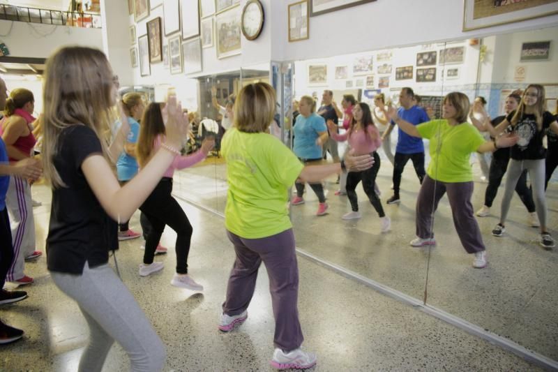 Ensayo de la Agrupación Coreográfica Los Bohemios