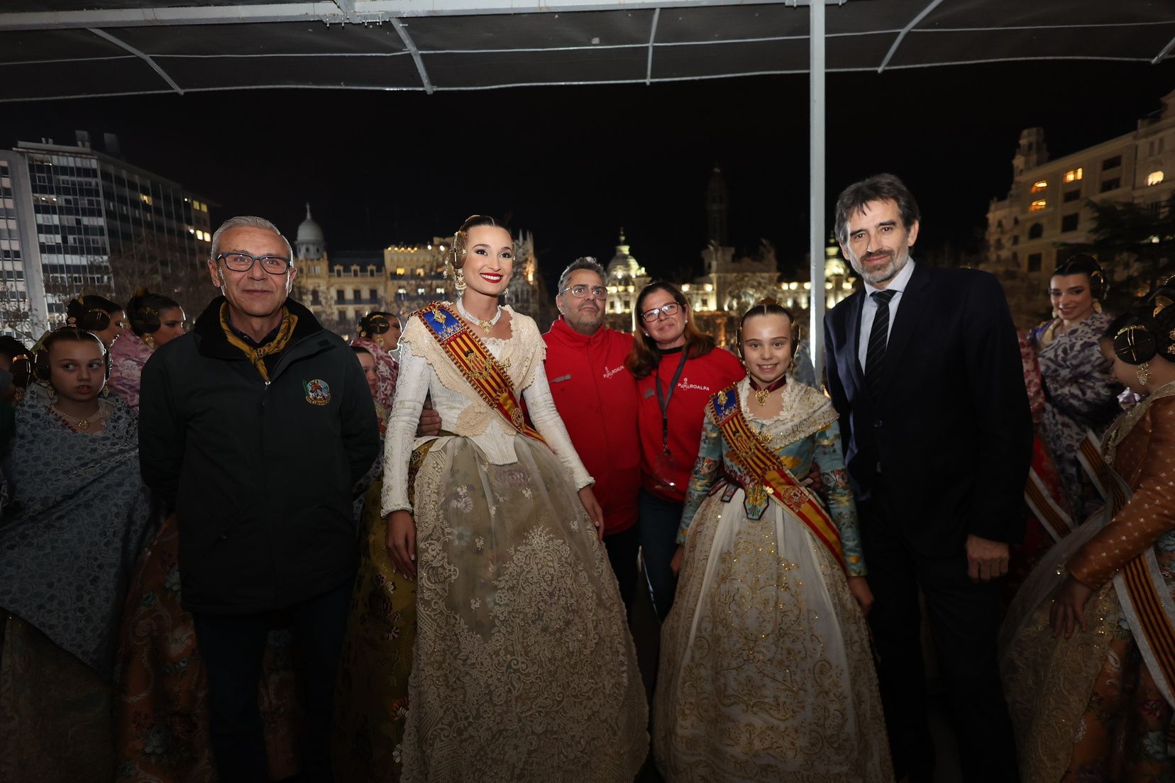 Alto Palancia se desquita con el castillo que finaliza el ciclo de la Plaza del Ayuntamiento