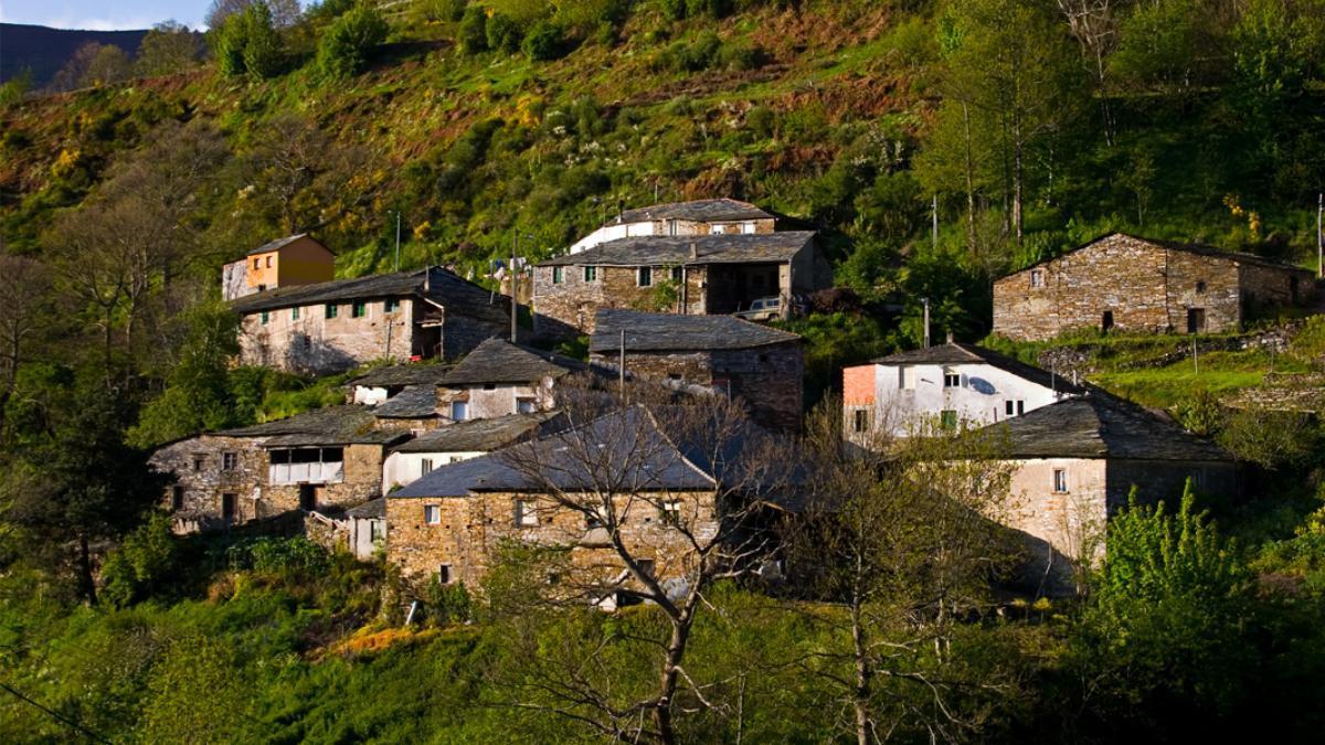 Unas casas de Folgoso de Courel