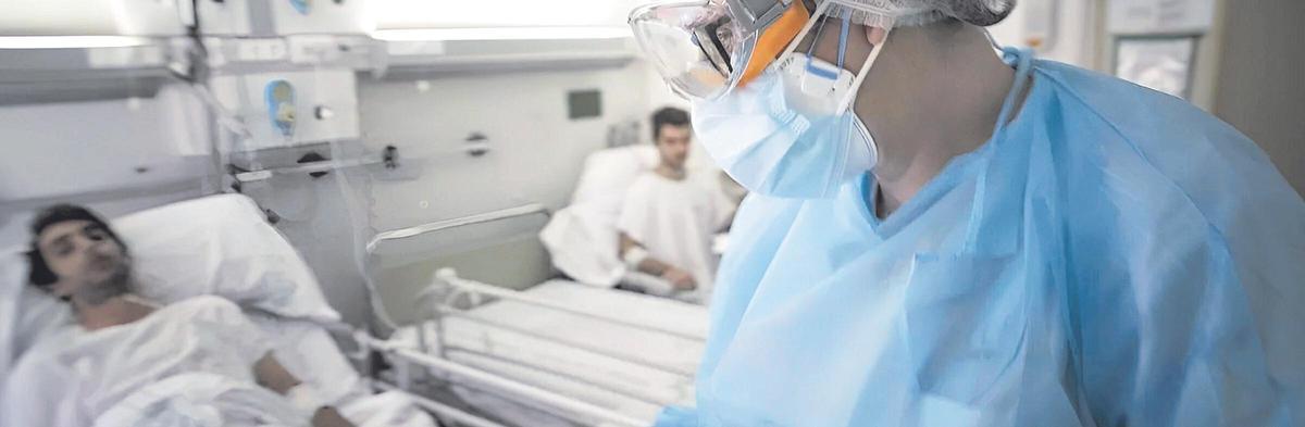 Imatge d'arxiu de pacients de pneumònia a l'Hospital Clínic.