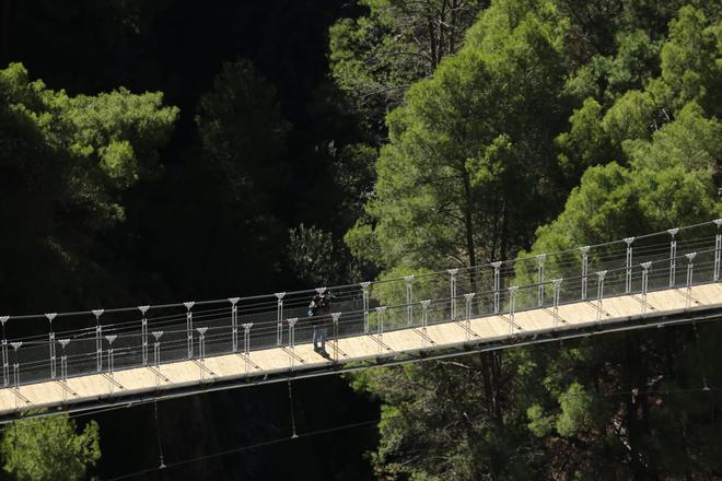 Puente colgante, Málaga