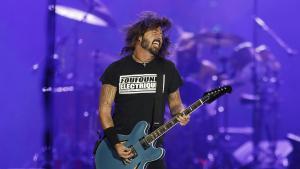 AME3415. RIO DE JANEIRO (BRASIL), 28/09/2019.- Dave Grohl de la banda estadounidense Foo Fighters se presenta este sábado en la segunda jornada de Rock in Río en Río de Janeiro (Brasil). EFE/Marcelo Sayão