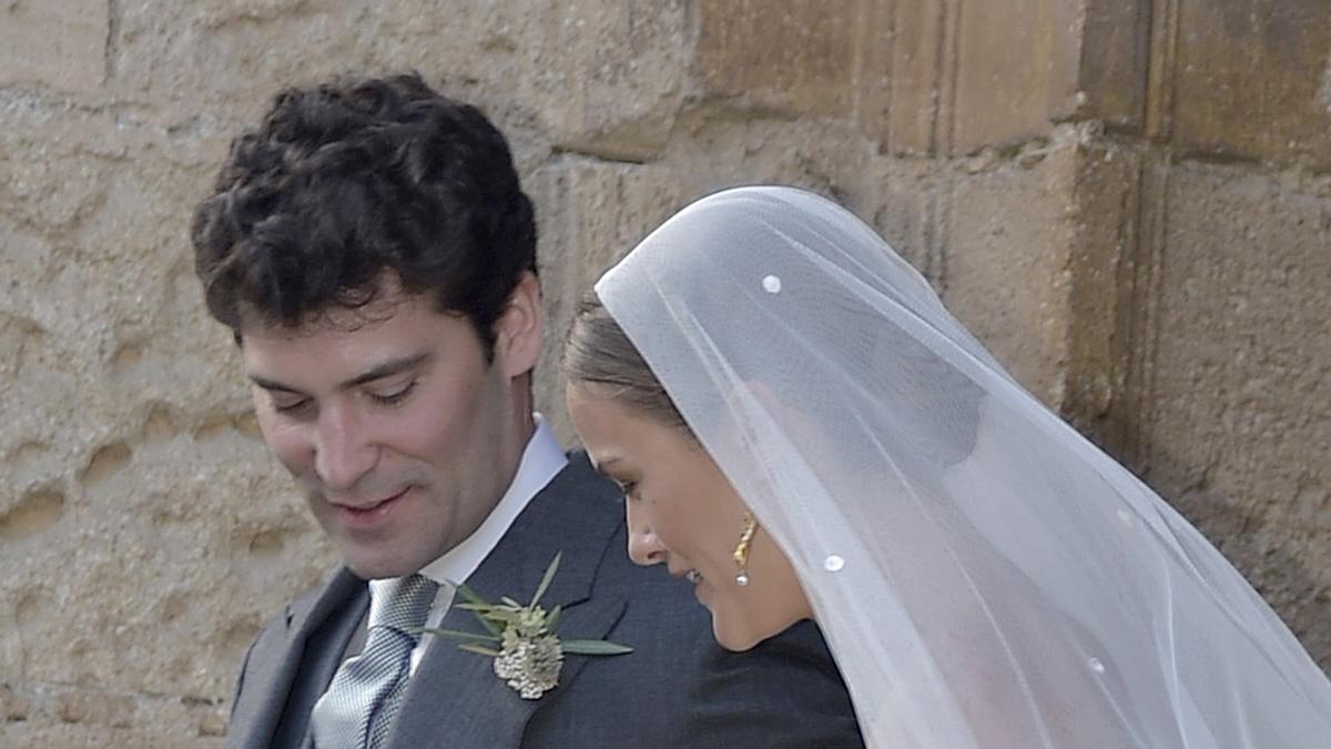 Lady Charlotte Wellesley y Alejandro Santo Domingo recién casados