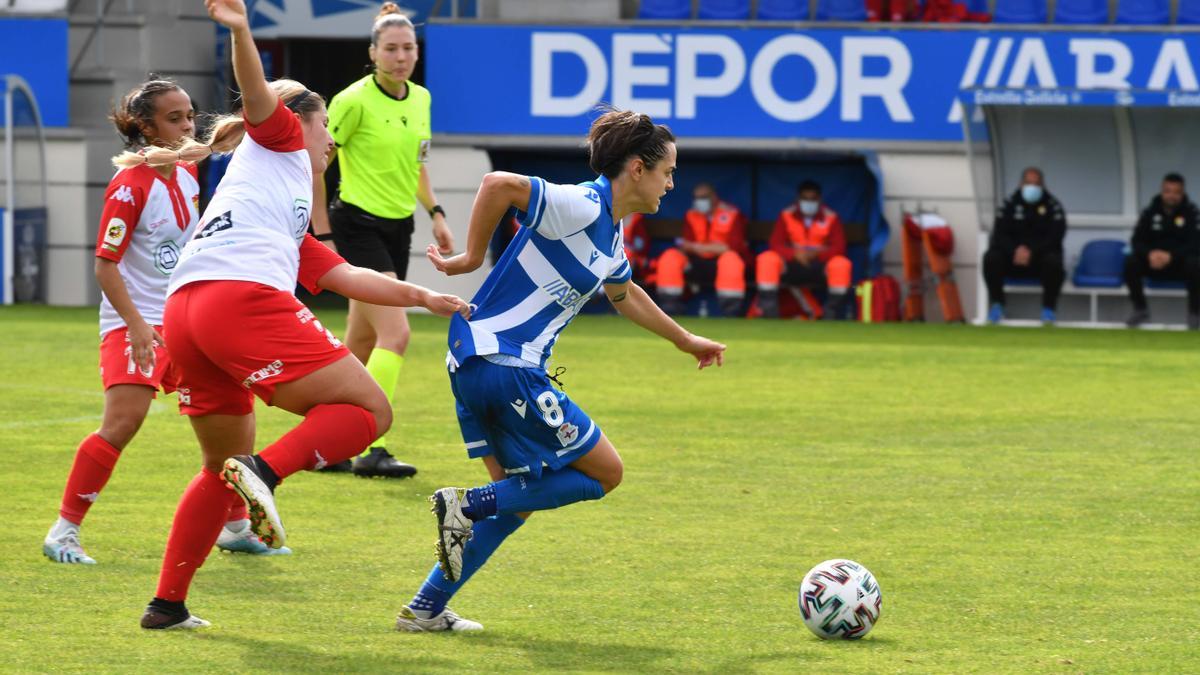 Alba Merino, durante un partido en Abegondo