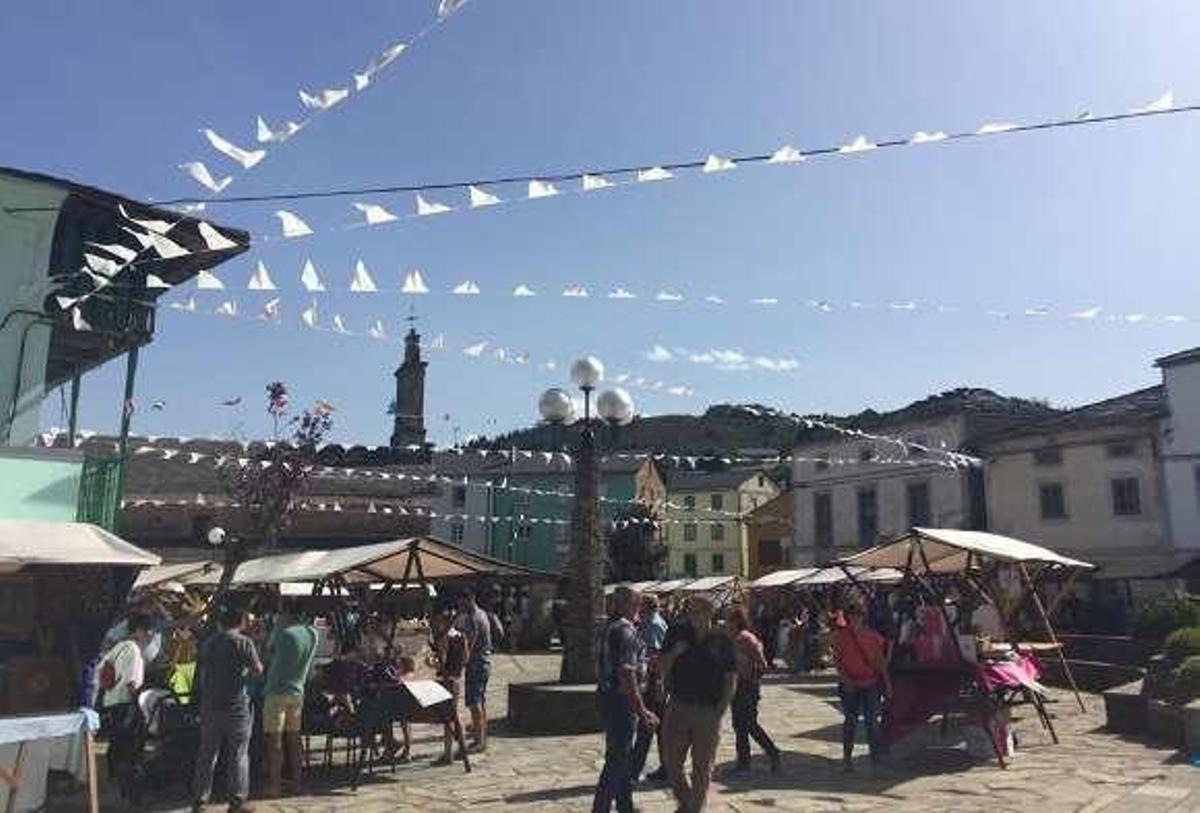 Ambiente en la primera edición del mercado.