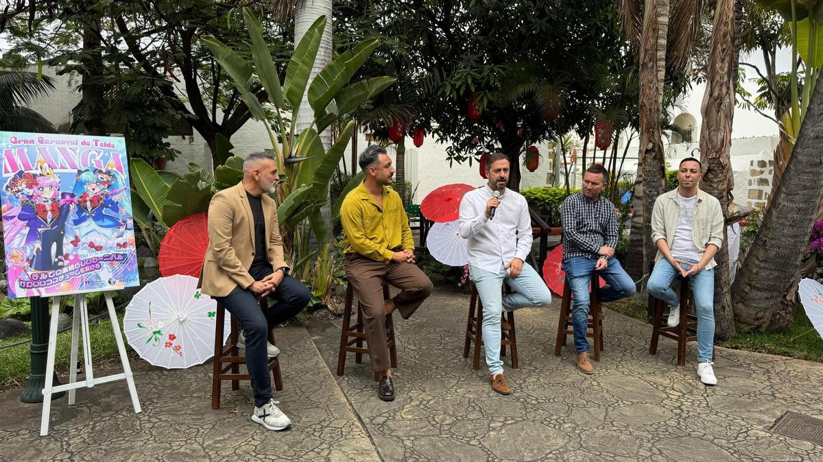 Rueda de prensa para presentar los detalles del espectáculo en la que participaron el alcalde de Telde, Juan Antonio Peña; el concejal de Festejos, Miguel Rodríguez; el director artístico de la gala, Nauzet Afonso; y los presentadores, Ibán Padrón y Miss Claudia.