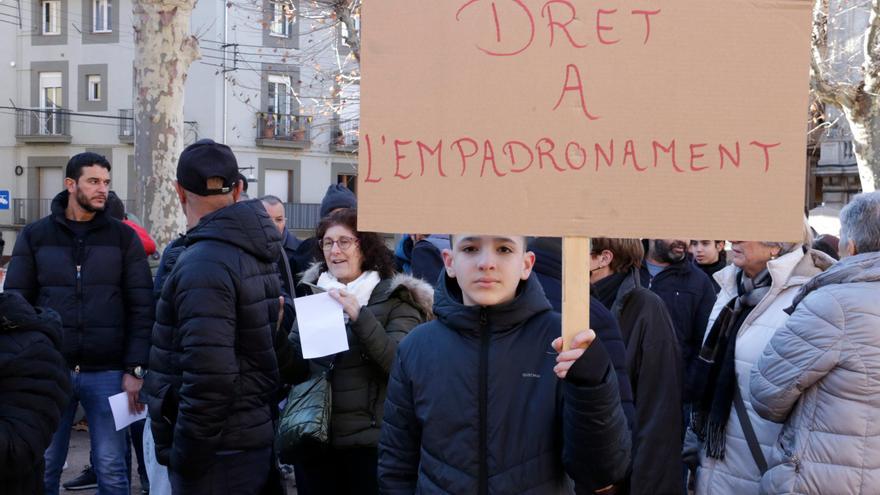 Campuzano recorda a l&#039;alcaldessa de Ripoll que ha de garantir educació i sanitat a tots els menors