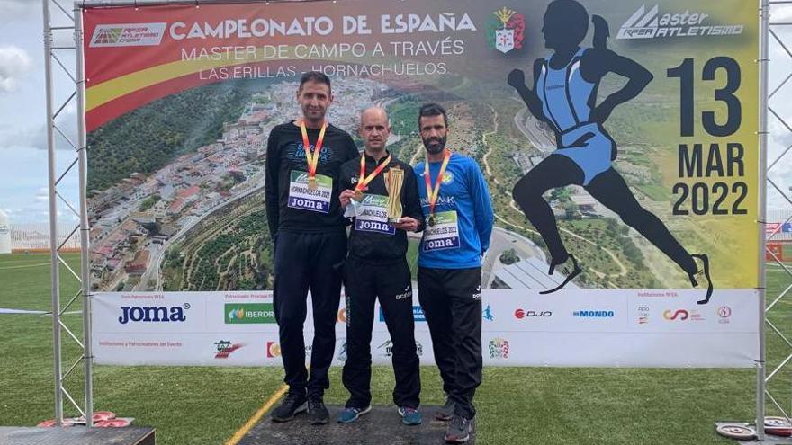 Equipo masculino +35 del Surco Lucena campeón de España.