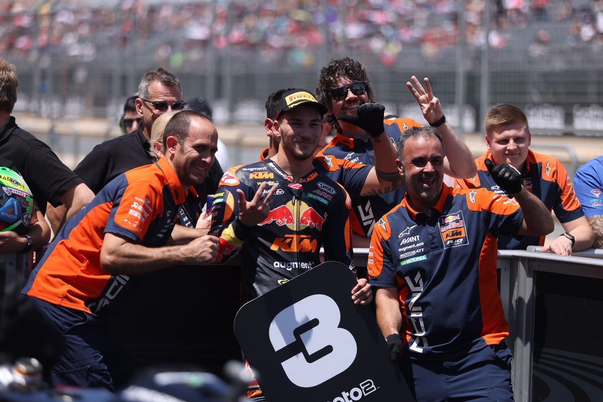 En imágenes | Los motores de MotoGP ya rugen en Motorland