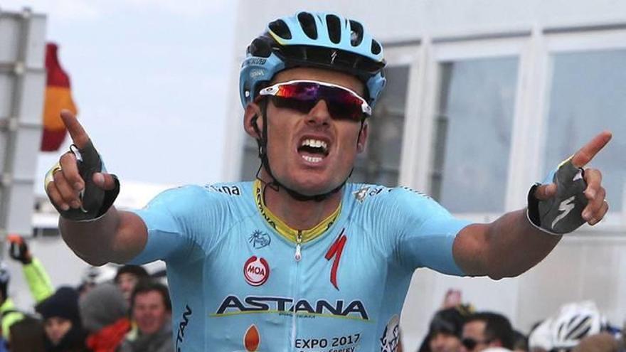 Luis León Sánchez gana en el Alto da Fóia y se convierte en el líder de la Vuelta al Algarve