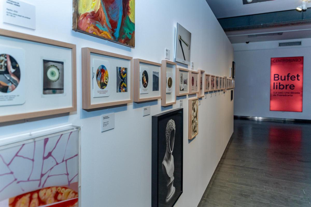 La exposición 'Bufet libre: (La casi) una década de Fueradcarta' estará abierta hasta el 28 de septiembre en Centro Centro (Madrid).