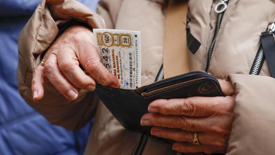 Este fue el primer lugar de Canarias en repartir por primera vez el Gordo de la Lotería de Navidad