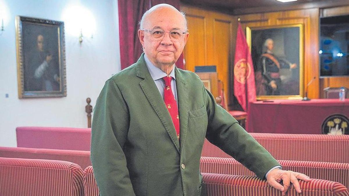El doctor en Ciencias Históricas y Licenciado en Derecho, Vicente López Pascual.