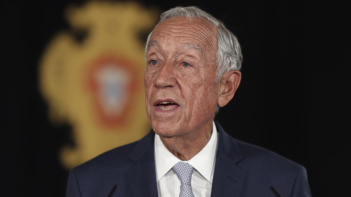 El presidente de Portugal anuncia elecciones anticipadas el 10 de marzo.
