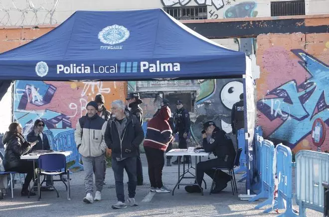 Amplio dispositivo policial en la antigua cárcel de Palma