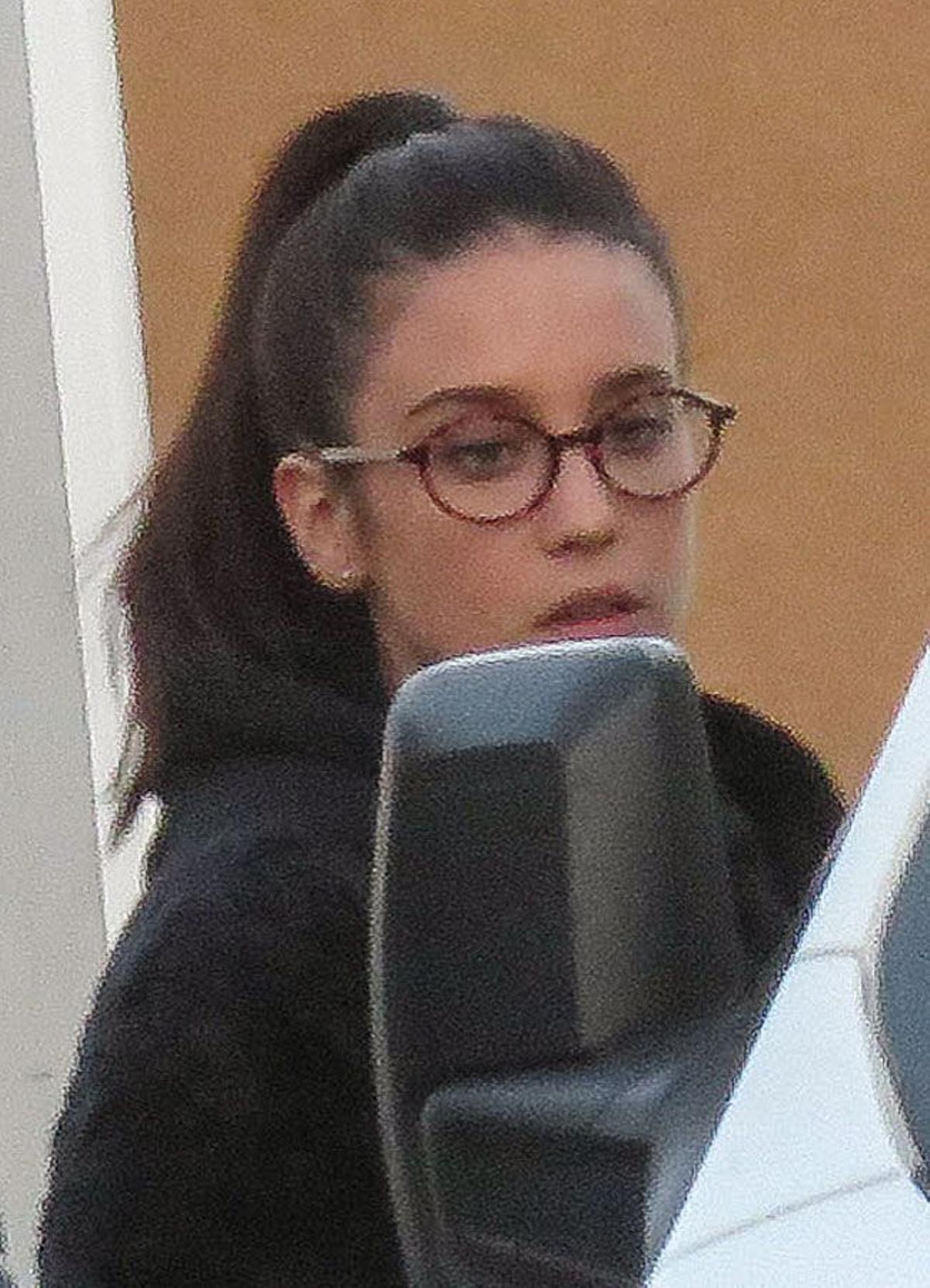 María Pedraza con gafas redondas en Málaga