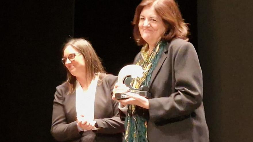 La presidenta de la Universidad recogió el galardón.  | UCAM