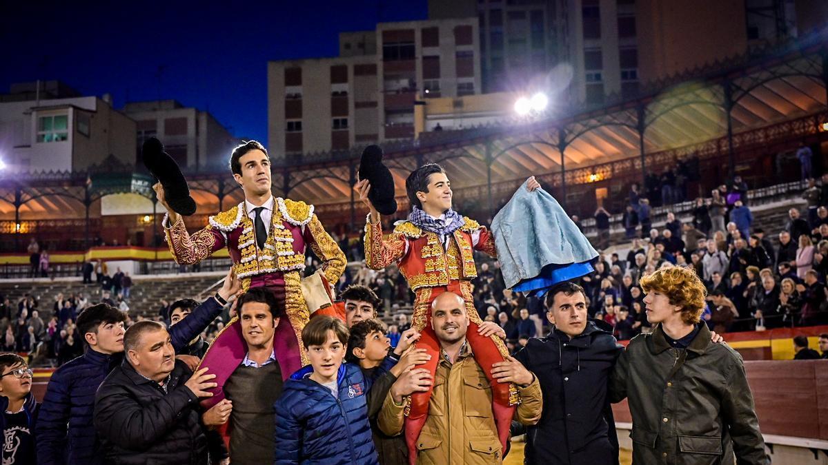 Galería: Tomás Rufo y Marco Pérez, por la puerta grande en Castellón