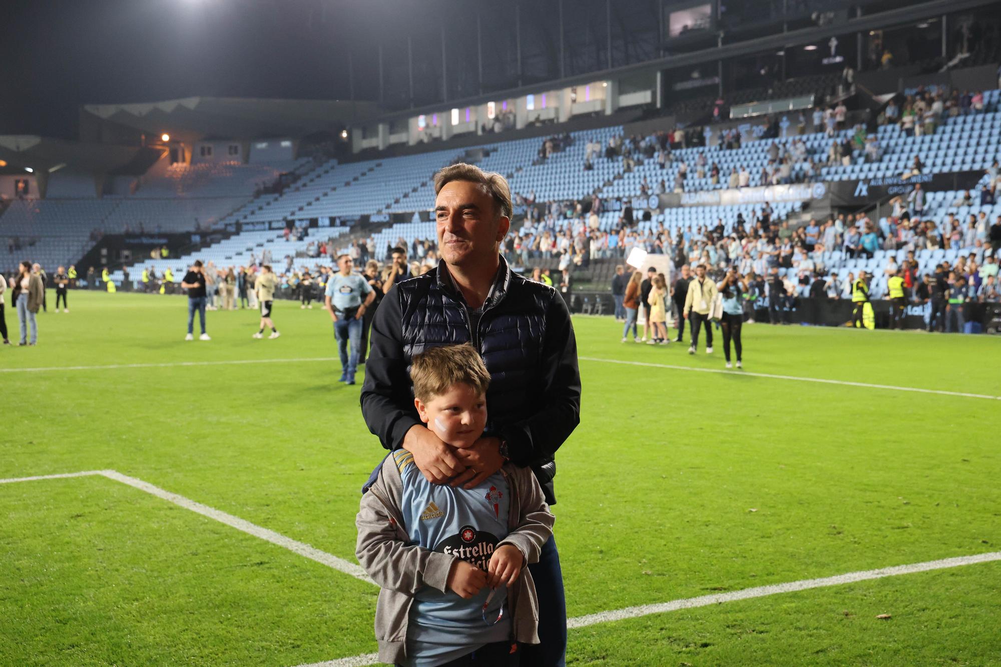 Lágrimas de felicidad en Balaídos: otro final de temporada agónico del Celta