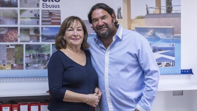 Toñi y Carlos, administradores de la empresa. | PACO NATERA
