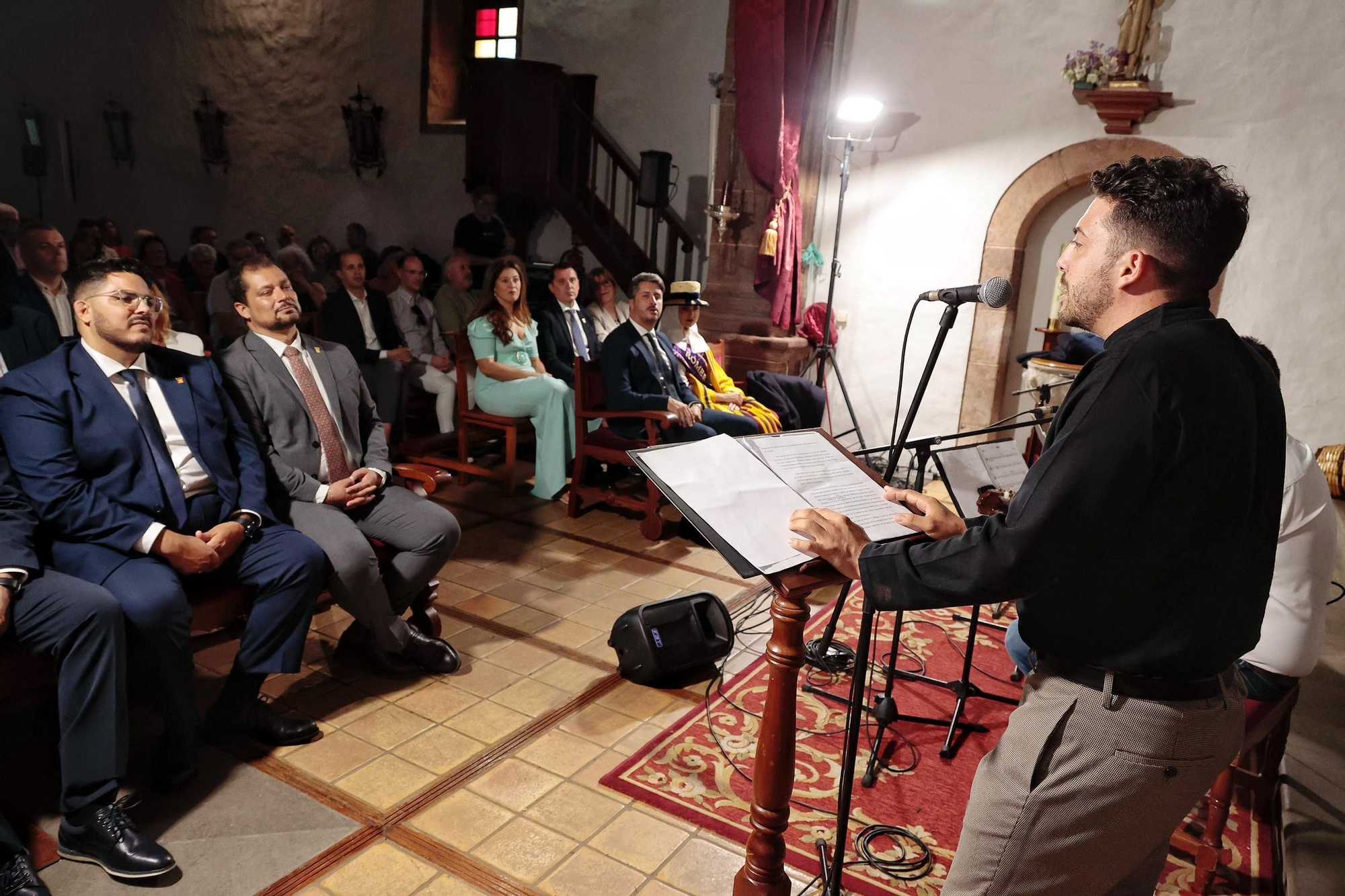 Iván Quintana, solista de Gofiones, pronuncia el pregón de la romería de San Benito