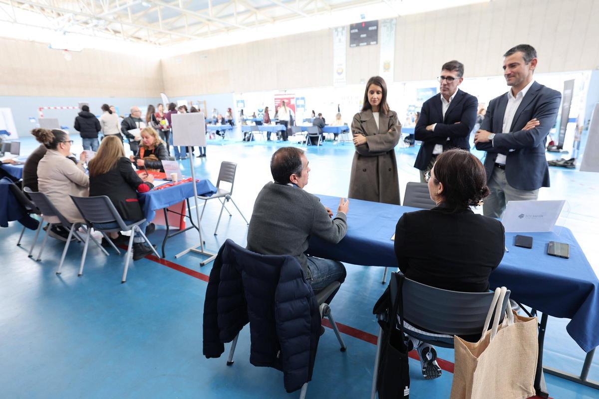 María Fajarnés, Miguel Tur y Marcos Serra visitan los stands de la feria