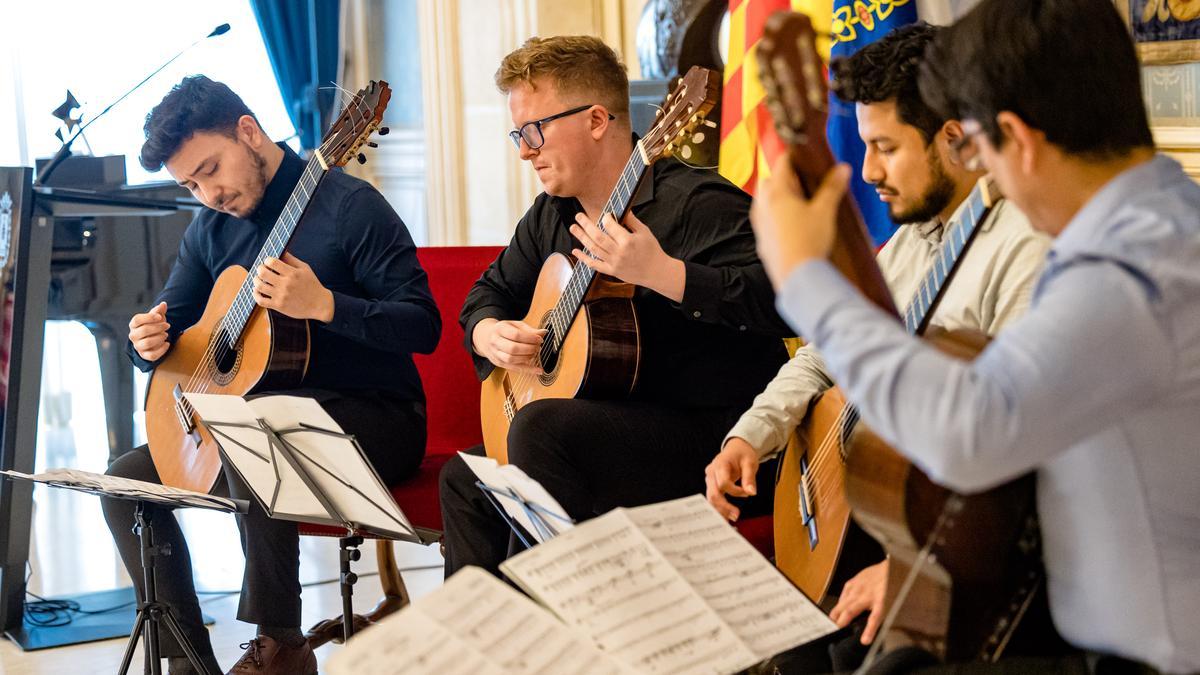 Interpretación de alumnos del Máster de Guitarra de la UA