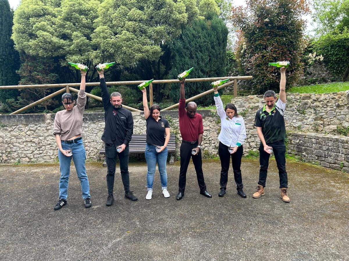 Imágenes de la presentación en Villaviciosa del Concurso de Escanciadores.