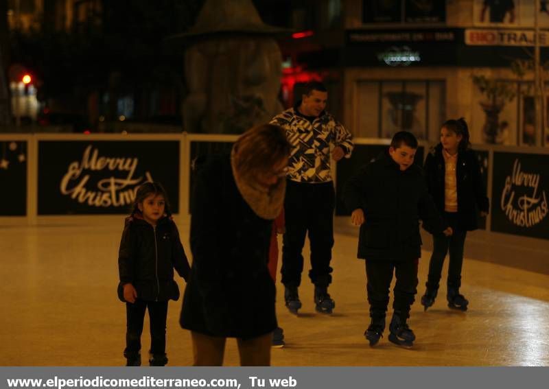 GALERÍA DE FOTOS -- Pista de hielo 10-12-14