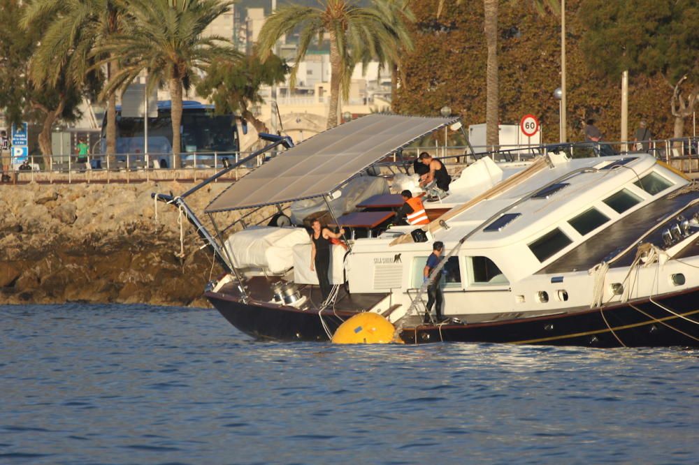 Gestrandete "Sila Sibiri" wird abgeschleppt