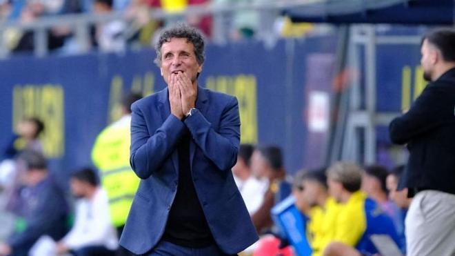El exdeportivista Imanol Idiakez deja de ser entrenador del Cádiz