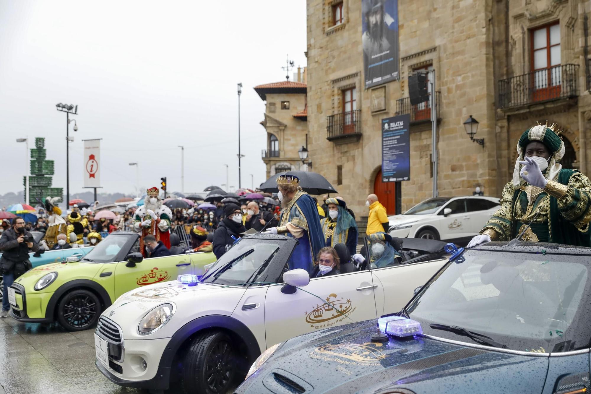 Los Reyes Magos llegan a Gijón