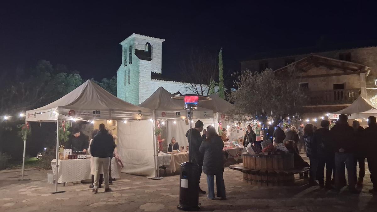 Parades al mercat de Nadal de Montclar, dissabte passat