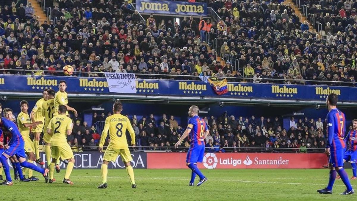 Messi marca magistralmente de falta el empate en el Villarreal-Barça.