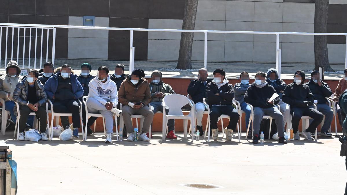 Las imágenes de la macrorredada contra la trata de personas en Nules