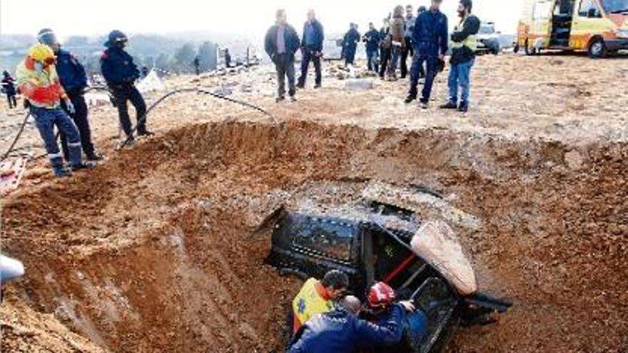 Una de les causes és la de l&#039;activista anti-MAT que es va tancar en un cotxe enterrat a Fellines el 2014.