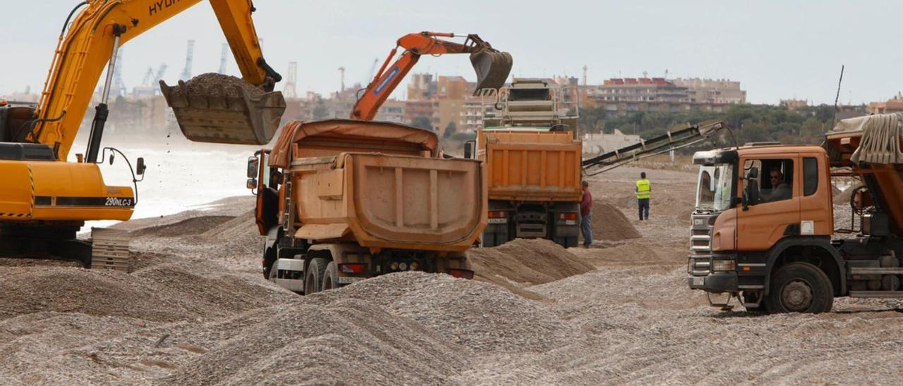 Imagen de los trabajos, ayer 
en Corinto.  daniel tortajada