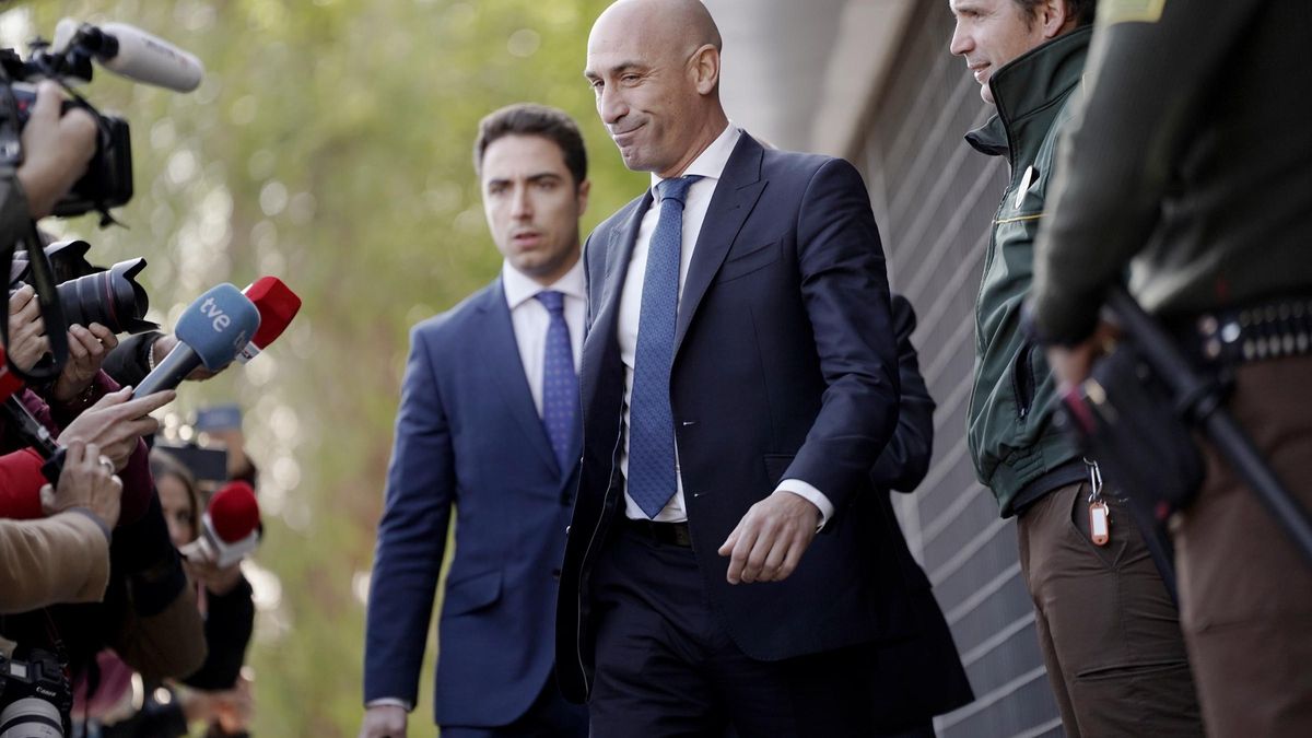 Rubiales comparece ante la jueza de Majadahonda que le investiga por delitos de corrupción