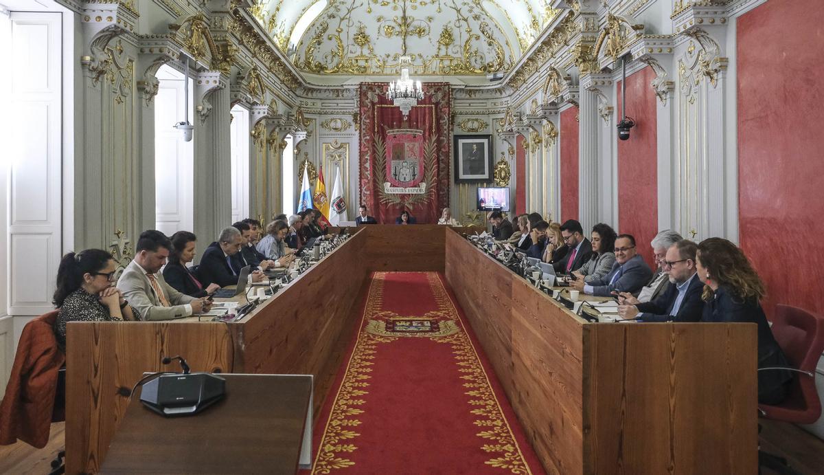 Pleno extraordinario con motivo del primer debate sobre el estado de la ciudad, este viernes.