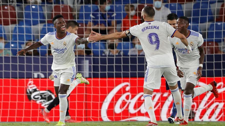 Vinicius, saliendo desde el banquillo, fue protagonista con dos goles.